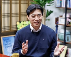 [인터뷰]한준호 "'명픽' 이미지가 전부? 당에서 일 제일 잘하는 사람"