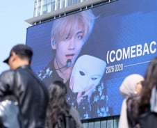 "독점 생중계 수백억 썼다"…BTS 잡은 넷플릭스, 광고 매출 대박 날까