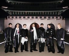 소리꾼·도령 한복 입은 BTS...컴백 공연에 숨은 '우리 것' 3가지