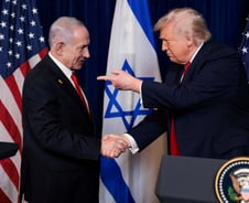 트럼프 "합의 가능성 커" 발전소 폭격 닷새 유예…이란 "대화無"