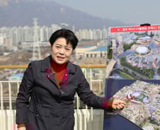 윤희숙 "서울노믹스"·박수민 'MB 예방'…국힘 서울시장 레이스 시작