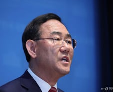 최대 격전지 된 '보수 텃밭' 대구… 김부겸 등판 가시화에 판세 요동