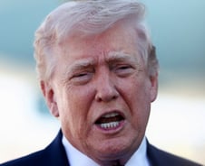 트럼프 "이란, 늦기 전에 협상해야…돌이킬 수 없는 결과"