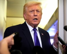 트럼프 "이란과 순조롭게 협상 중…곧 합의할 것"