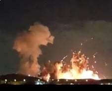 '괴물폭탄' 벙커버스터 꽂은 트럼프 VS 이란 "미국 기업 파괴"