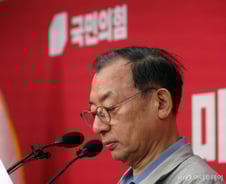 '마이웨이' 고집하다 '폭탄' 안기고 떠난 이정현…국힘 공천 대혼란
