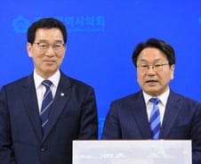 신정훈·강기정, 군공항 이전 본격화 및 무안공항 정상화 의지 피력