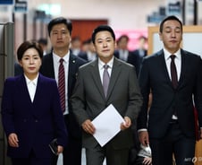 장동혁, '가처분 인용 릴레이' 남부지법에 "골라 먹는 배당…경악"