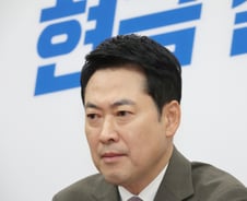 장동혁 "추경, 선거 후 세금 핵폭탄 마취제"…송언석 "매표 합리화"