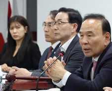 '너도나도 컷오프 불복' 혼란 속… 국힘 '박덕흠 공관위' 출범