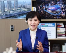 [인터뷰]"절 안 뽑을 이유 없다" 서울시장 후보 전현희, 근거 있는 자신감