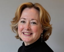 "AI 시대, 쉽게 찾는 답이 가장 똑똑한 답은 아냐…비판적 사고 길러야"