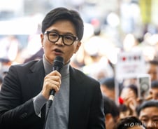 한동훈 "李 대통령, 깜빡이 없이 중동전쟁 끼어들어…국내 정치용 객기"