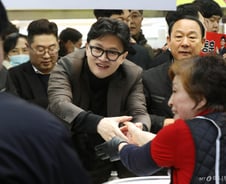 부산 북갑 등판 굳혀가는 한동훈...원내 입성까지 넘어야 할 산은