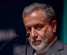 이란 외무 "종전 협상, 타결 직전 미국이 말 바꿨다"