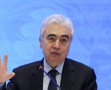 갈수록 심각해지는 에너지 위기..."비축유 방출도 한철" 섬뜩한 경고