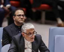 기지 제공만 해도 책임? 이란, 중동5국에 배상요구 "美 봉쇄는 불법"