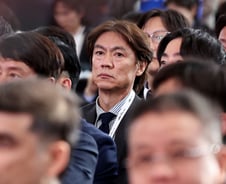 4000억 써도 홍명보호에 등 돌린 팬들…2달 남은 월드컵 어쩌나