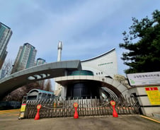 쓰레기 녹여 금속 캔다..폐기물로 수십억 버는 도시[넷제로케이스스터디]