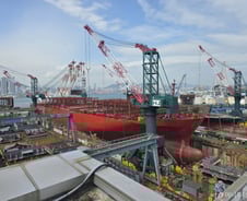 거침없는 수주에 쉴틈없는 영도조선소.."야드 전체 풀가동"