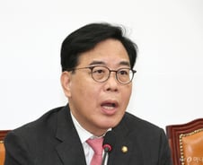 송언석, 전재수 향해 "부산특별법, 뒤에서 주고받는 까르띠에 아냐"