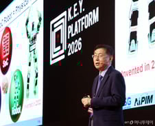 "IBM·인텔도 성공 못한 '사람 뇌 닮은' AI 반도체…한국이 주도할 것"