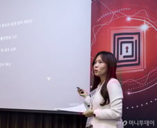 "함께 드럼친 韓日 정상…연결·협력 필요"