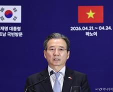 김용범 靑 정책실장, 삼성 노조 파업 예고에 "대화로 잘 해결되길"
