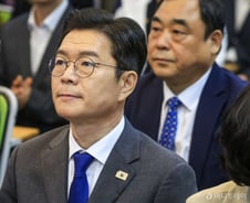 정원오 측 "오세훈 태세전환 기막혀…尹석방 환영 입장 여전한가"