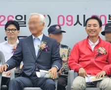 '부산 구포초' 체육대회서 만난 한동훈·박민식…하정우는 불참