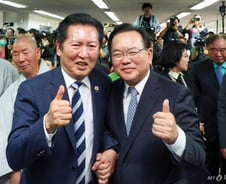 정청래 '대구行' 문재인 '영상축전'…與 '김부겸 캠프' 총력 지원