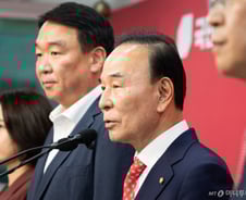 국민의힘 '텃밭' 대구시장 후보 추경호..."보수 유능함 증명하겠다"