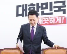 장동혁 '대여투쟁'으로 '사퇴론' 일축…중앙선대위 면면 주목