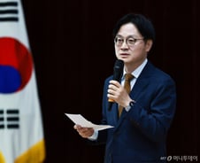 김정관 "반도체산업, 이익 벌고 끝 아냐"...삼성전자 파업에 일침