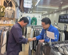 "민생 먼저"…김원기 후보 의정부역 지하상가서 소통행보 '출발'
