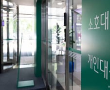 [사설] 지방은행 연체율 급등 경고음