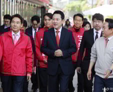 장동혁, '청년공약' 발표 오세훈 지원…"청년들 기회 더 크게"