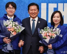 與, 부산 북갑 하정우·충남 아산을 전은수 전략공천 확정