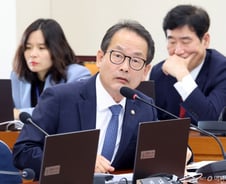 [속보] 민주당 "대구 달성군 재보궐, 박형룡 지역위원장 전략공천"