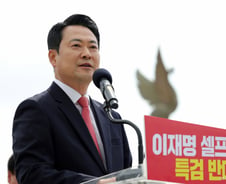 장동혁 "李대통령, 판사 공소장 뺏어다 찢으려…감옥 안 갈 생각밖에"
