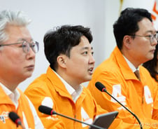 추미애 정조준한 개혁신당…'조응천·이준석' 중심으로 3자 구도 돌풍 노린다
