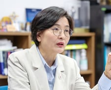 쉬는 논밭서 '햇빛' 키워 '전기' 수확…"구미 산단 RE100도 가능"