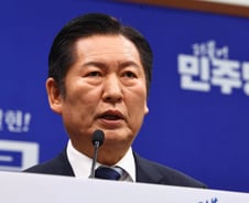 [속보]정청래 "지선 남은 21일, 극한의 지극정성으로 반드시 승리"