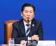 [속보]정청래 "역대급 공천 이뤄내...불미스런 일 단호하게 조치했다"