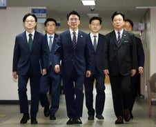 "긴급조정권 카드까지 꺼냈다"…정부, 삼성전자 파업 저지 총력전
