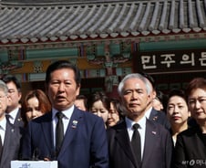광주 찾은 정청래..."내란 옹호세력, 역사의 이름으로 심판해달라"
