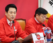 장동혁 "삼성전자 합의시 악질 성과급 모델 탄생…나라경제 핵폭탄"