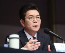정원오 "오세훈, 남 탓만 할 거면 왜 출마했나…실천하는 시장 될 것"