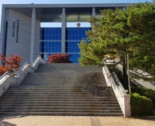 '전과·허위경력기재·채무상환 불이행'...기초의회 후보에 시민은 '싸늘'
