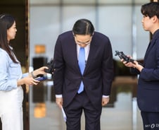총파업 첫 일정으로 '이재용 자택' 택한 노조…'인권침해' 논란